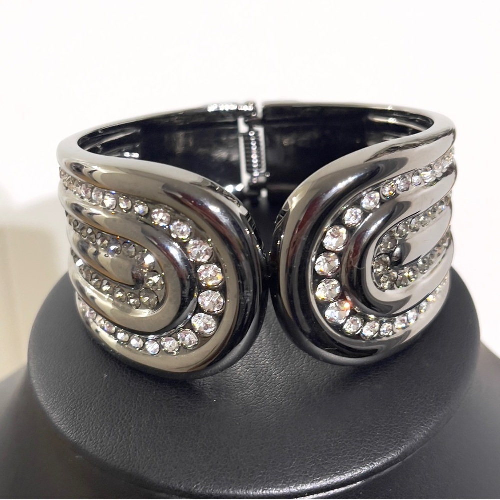 Rhinestone-Embellished Silver-Tone Cuff Bracelet with Hinge Closure